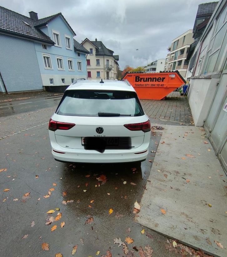 VW Golf VIII Variant 2.0 TDI Life DSG 4motion