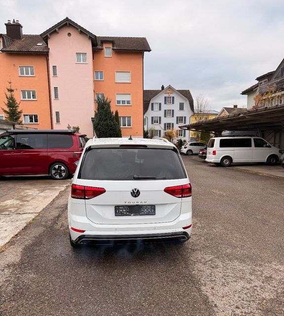 VW Touran 1.5 TSI Highline DSG