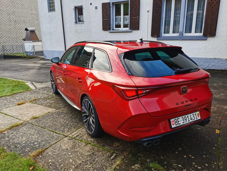 CUPRA Leon ST 2.0 TSI 370 VZ CUP 4Drive DSG