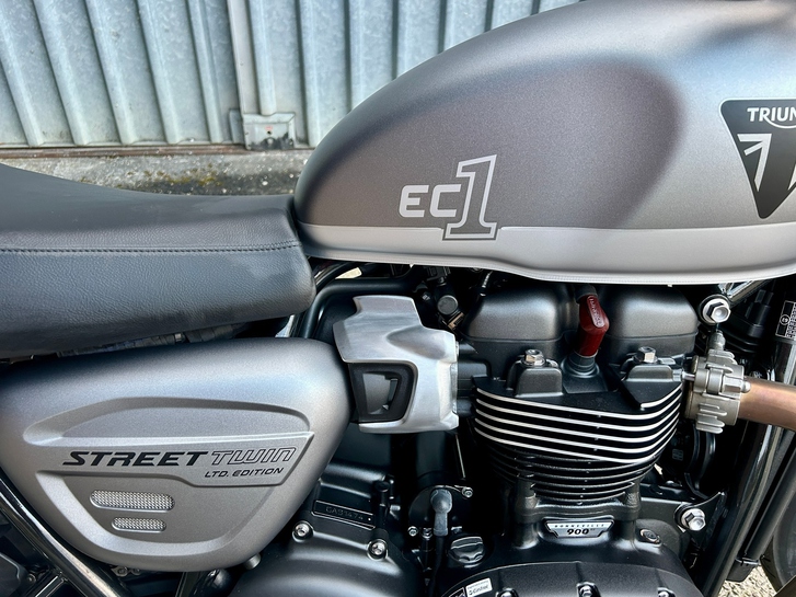 Triumph  Street Twin 900 EC1 Special Edition