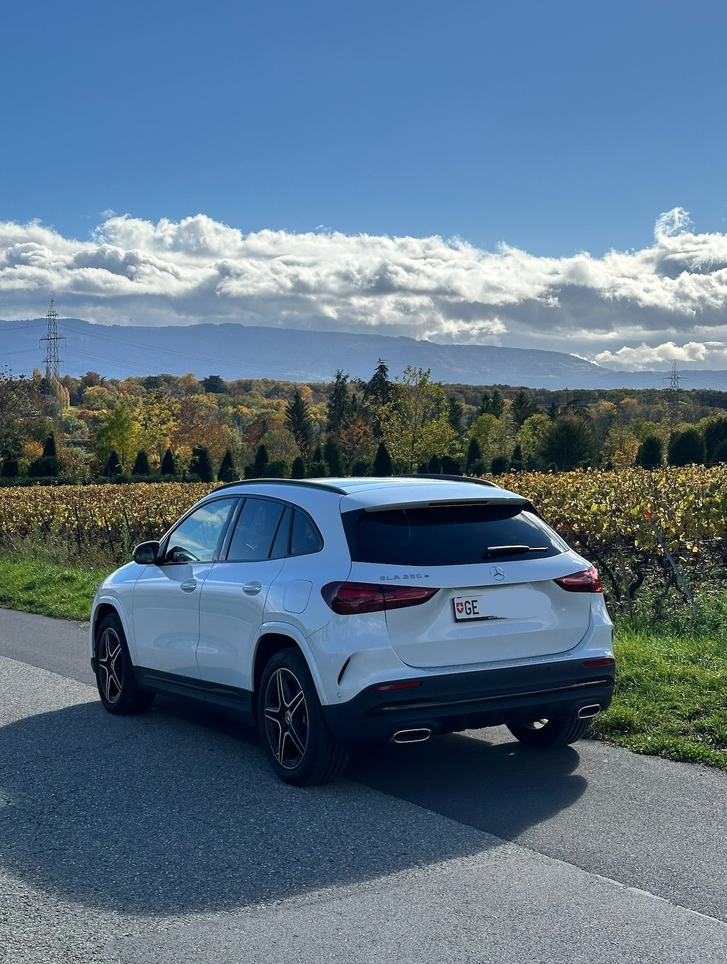Mercedes-Benz GLA-Klasse H247 GLA 250 e AMG Line