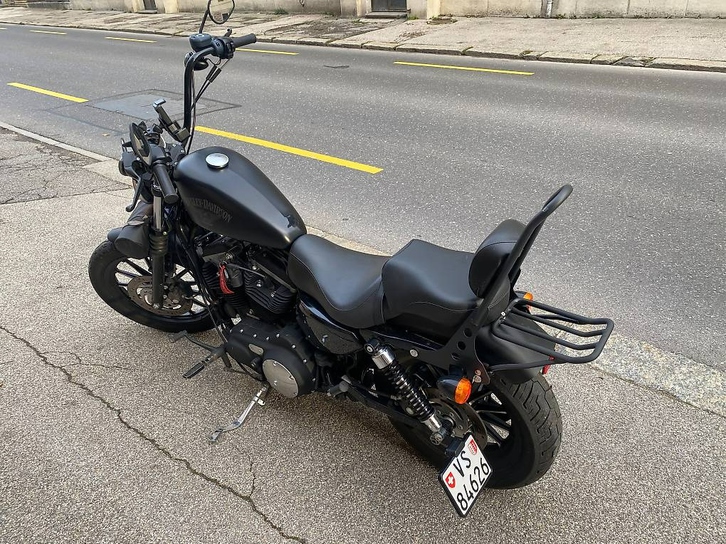 Harley-Davidson XL 883 N Sportster Iron CH-Verkauf HARLEY-DAVIDSON HARLEY-DAVIDSON XL 883 N Sportster Iron