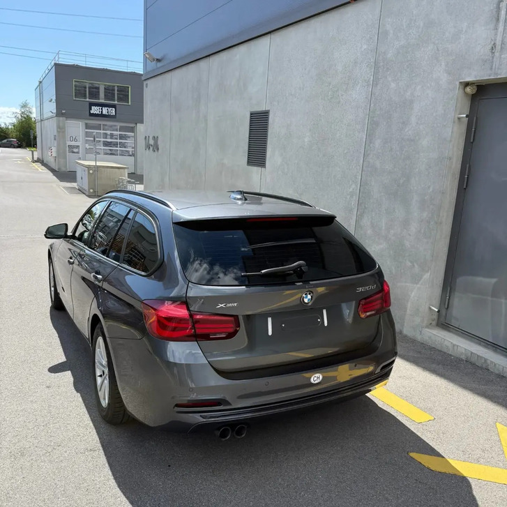 BMW 3er Reihe F31 Touring 320d xDrive SAG