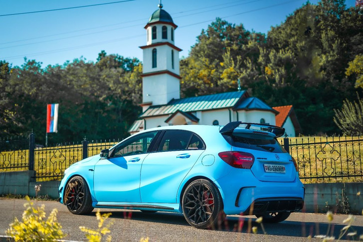 Mercedes-Benz A-Klasse W176 A 45 AMG 4m