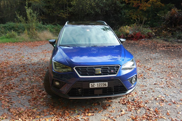 SEAT Arona 1.0 TGI Swiss FR