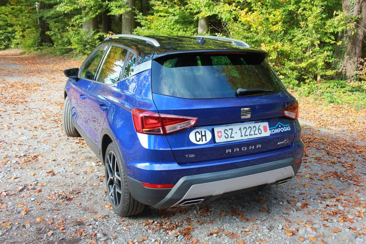 SEAT Arona 1.0 TGI Swiss FR