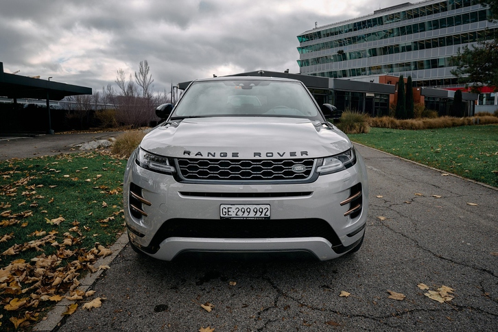 Land Rover Range Rover Evoque 2.0 T 250 R-Dynamic HSE