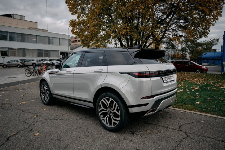 Land Rover Range Rover Evoque 2.0 T 250 R-Dynamic HSE