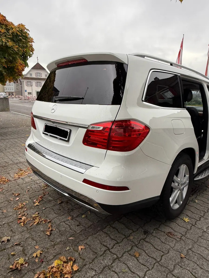 Mercedes GL 350 V6 - Zuverlässiger SUV Mercedes-Benz Mercedes-Benz GL-Klasse X166 GL 350 V6 CDI BlueTec