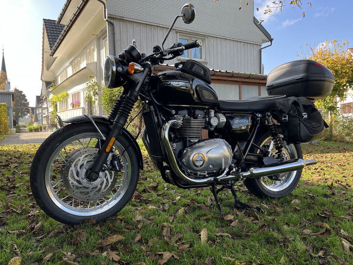 TRIUMPH Bonneville T120