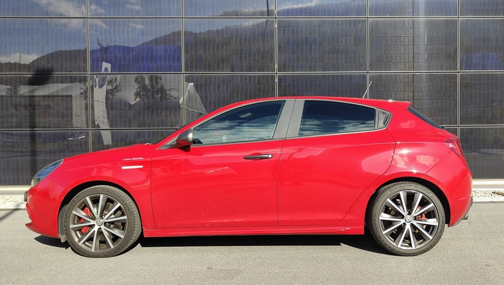 Alfa Romeo Giulietta Veloce 1750 TBi - Top Ausstattung Alfa Romeo Alfa Romeo Giulietta 1750 TBi Veloce TCT