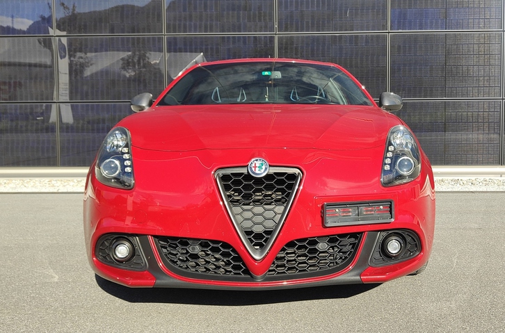 Alfa Romeo Giulietta Veloce 1750 TBi - Top Ausstattung Alfa Romeo Alfa Romeo Giulietta 1750 TBi Veloce TCT