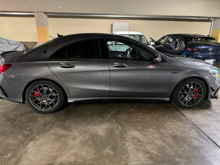 Mercedes-Benz CLA-Klasse C117 CLA 45 AMG 4m