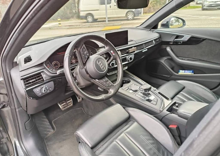 Audi A4 Avant 3.0 V6 TDI 272 quattro T-Tronic