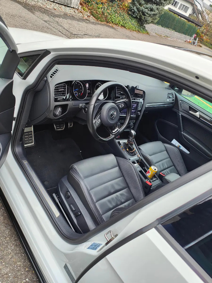 VW Golf VII 2.0 TSI R DSG 4motion