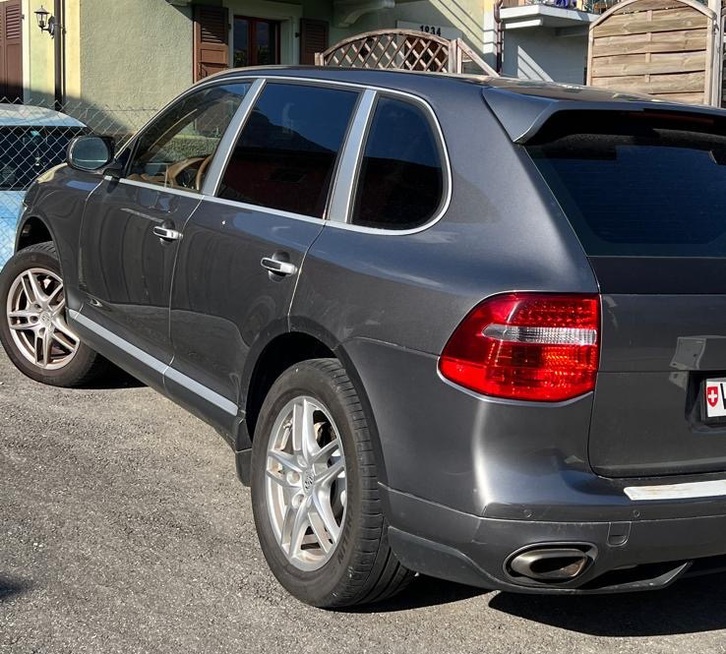 Porsche Cayenne 4.8 V8 S