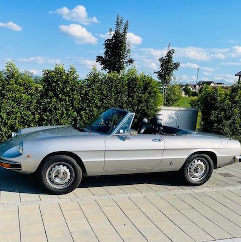 Alfa Romeo Spider 2.0 Veloce