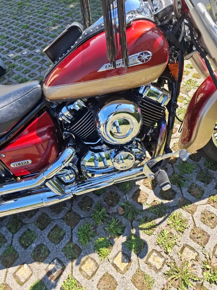 YAMAHA XVS 650 A Drag Star Classic