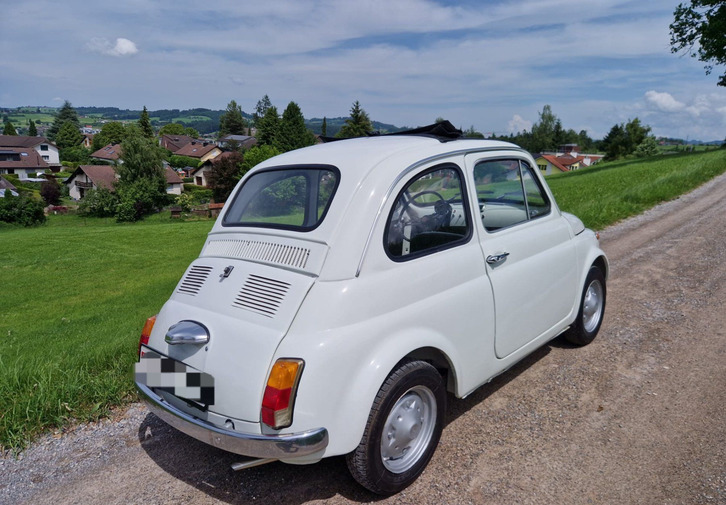 Klassischer Fiat 500 F Berlina von 1973 im Top-Zustand FIAT FIAT 500 F Berlina