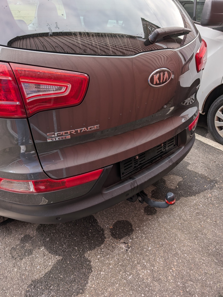 Kia Sportage 2.0 CRDi Style zu verkaufen in der Schweiz Kia Kia Sportage 2.0 CRDi Style