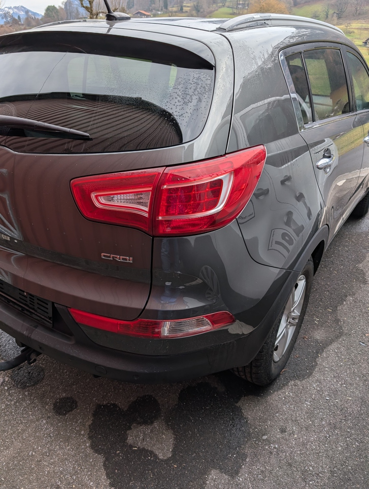 Kia Sportage 2.0 CRDi Style zu verkaufen in der Schweiz Kia Kia Sportage 2.0 CRDi Style