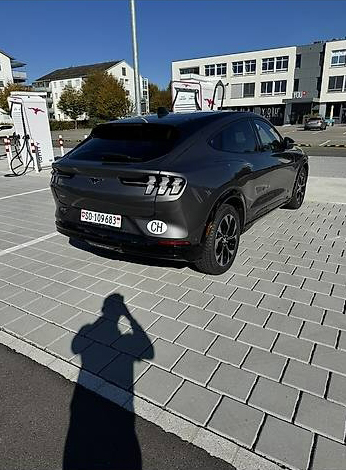 Ford Mustang Mach-E Premium AWD