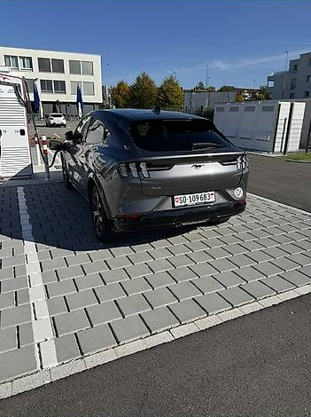 Ford Mustang Mach-E Premium AWD