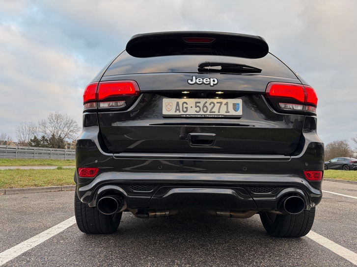 Jeep Grand Cherokee 6.4 V8 HEMI SRT8