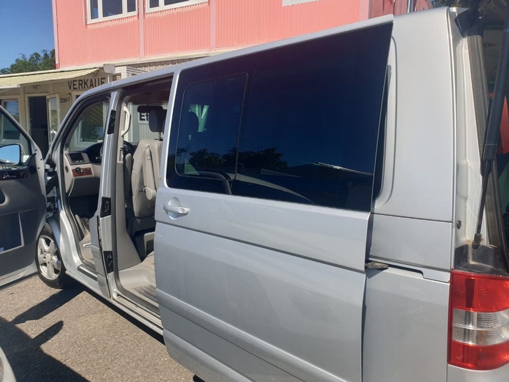 VW T5 Multivan 2.5 TDI 174 Startline 4motion