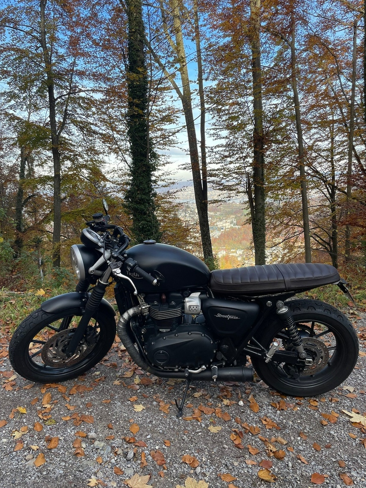 TRIUMPH Street Twin 900 i