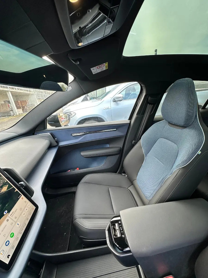 Volvo EX30 E60 Twin Ultra Performance AWD