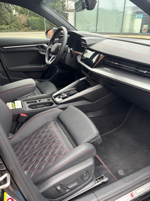 Audi S3 Sportback 2.0 TFSI quattro S-Tronic