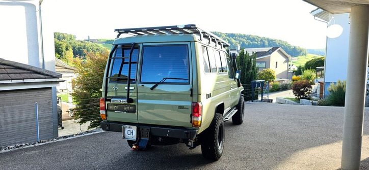 Toyota Land Cruiser 400 4.2 D HZJ 75 Hardtop Long