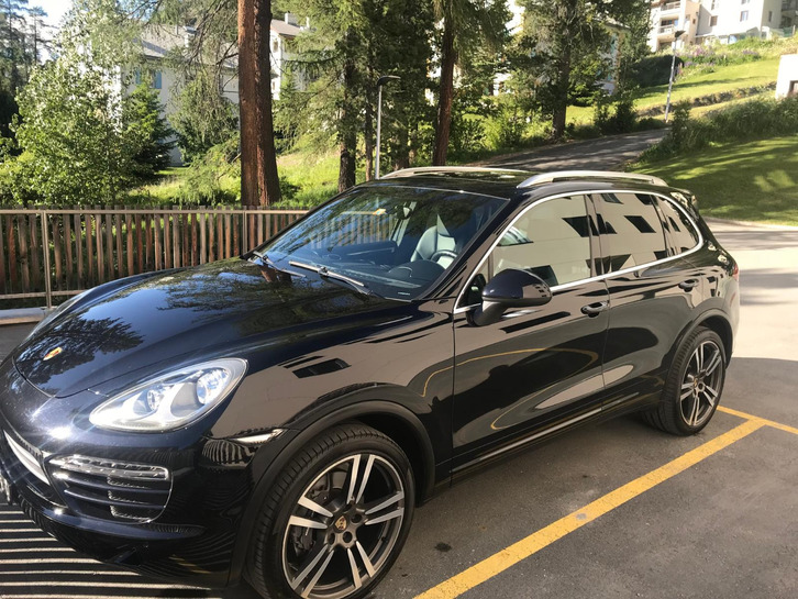 Porsche Cayenne V6 Tiptronic - Luxus trifft Performance Porsche Porsche Cayenne 3.6 V6 TipT