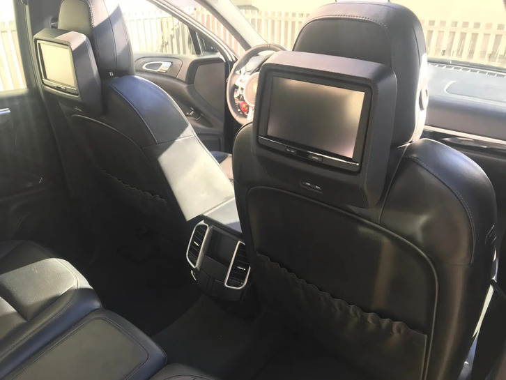 Porsche Cayenne V6 Tiptronic - Luxus trifft Performance Porsche Porsche Cayenne 3.6 V6 TipT