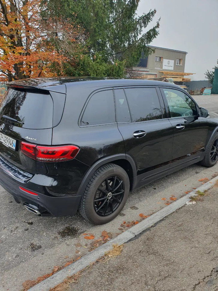 Luxus SUV: Mercedes-Benz GLB 220 d AMG Line 4MATIC Mercedes-Benz Mercedes-Benz GLB-Klasse X247 GLB 220 d AMG Line 4matic