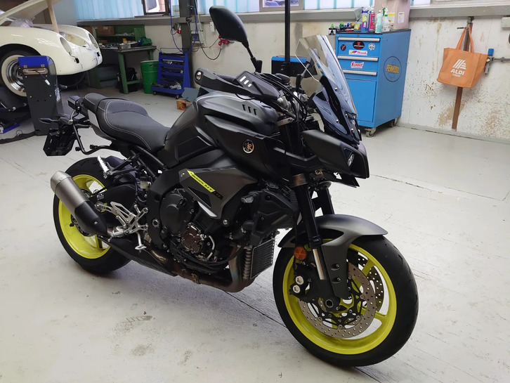 YAMAHA MT-10 ABS