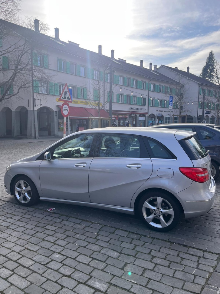 Mercedes-Benz B-Klasse W246 B 200