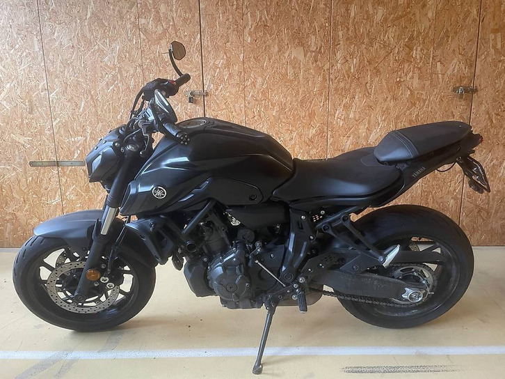 YAMAHA MT-07A