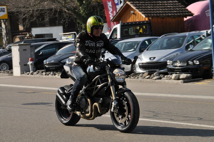 DUCATI Monster 1100 ABS