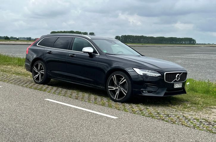 Volvo V90 2.0 T6 R-Design AWD, Top Zustand Volvo Volvo V90 2.0 T6 R-Design AWD