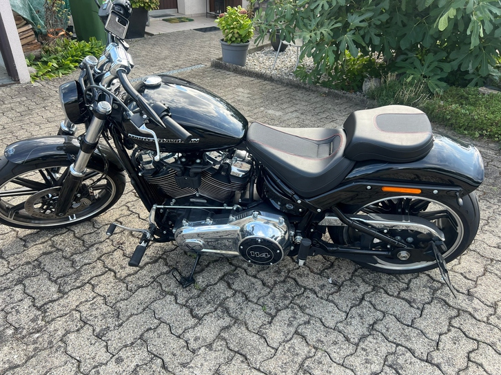 HARLEY-DAVIDSON FXBRS Breakout 114 ABS