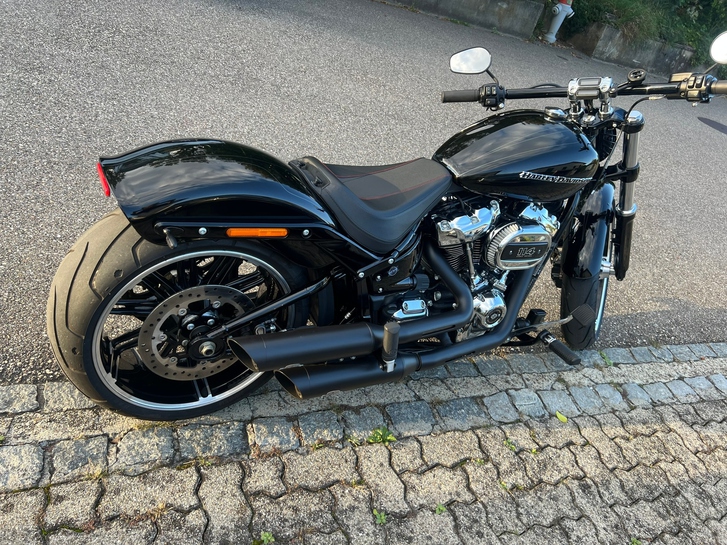 HARLEY-DAVIDSON FXBRS Breakout 114 ABS