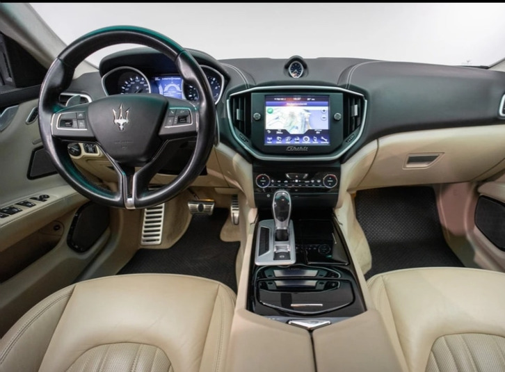 Maserati Ghibli 3.0 V6 S Q4 - Luxus & Performance Maserati Maserati Ghibli 3.0 V6 S Q4