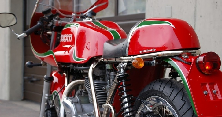 DUCATI 900 SS Replica Mike Hailwood