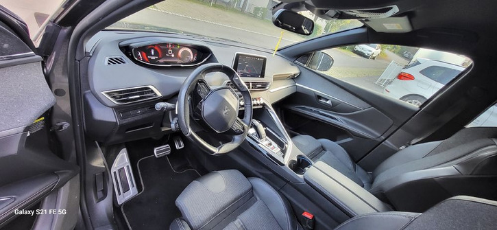 Peugeot 5008 1.5 BlueHDi GT Line