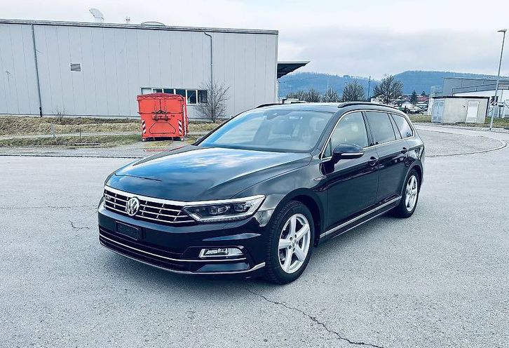 VW Passat Variant 2.0 TDI 190 SCR Highl. DSG 4m