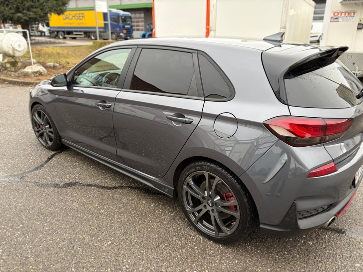 Hyundai i30 N 2.0 T-GDi mit Sportausstattung Hyundai Hyundai i30 N 2.0 T-GDi
