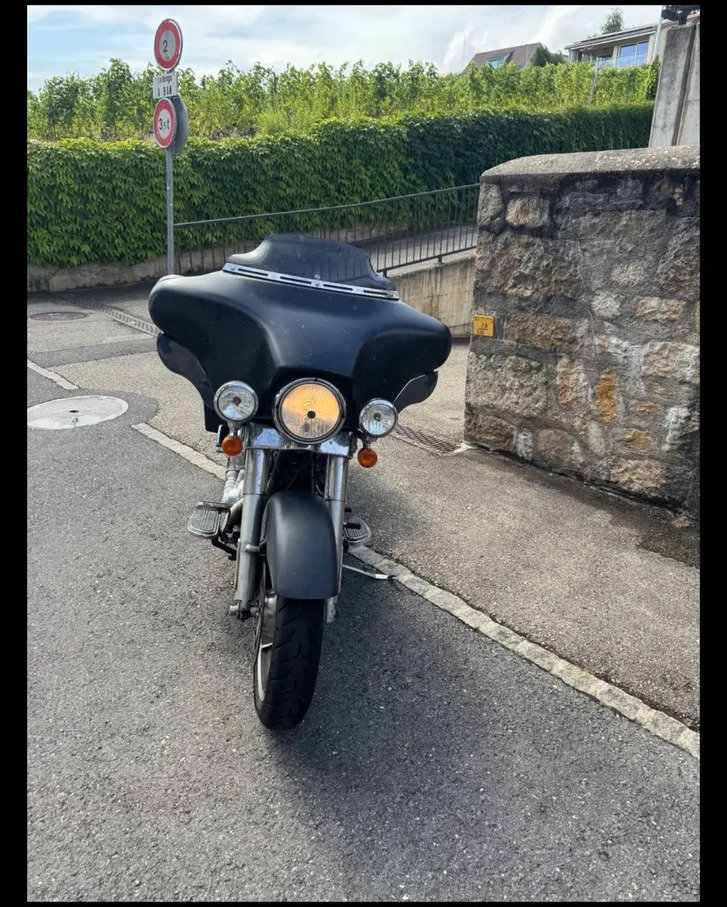 HARLEY-DAVIDSON FLHX Street Glide ABS