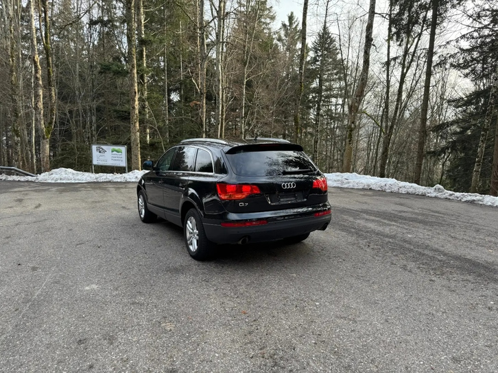 Audi Q7 3.0 V6 TDI quattro T-Tronic